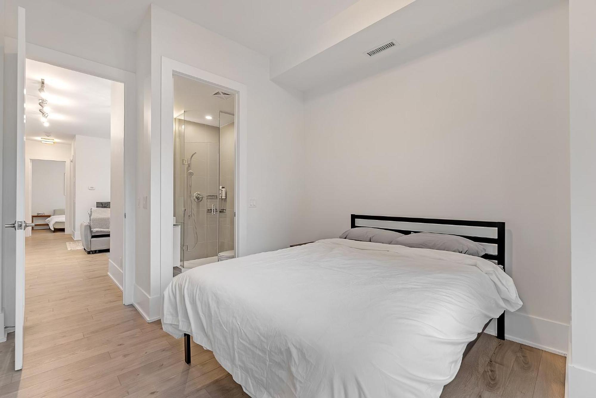 2Br 2Bth Apt-Rogers Center-Cn Tower-Free Parking Appartement Toronto Buitenkant foto