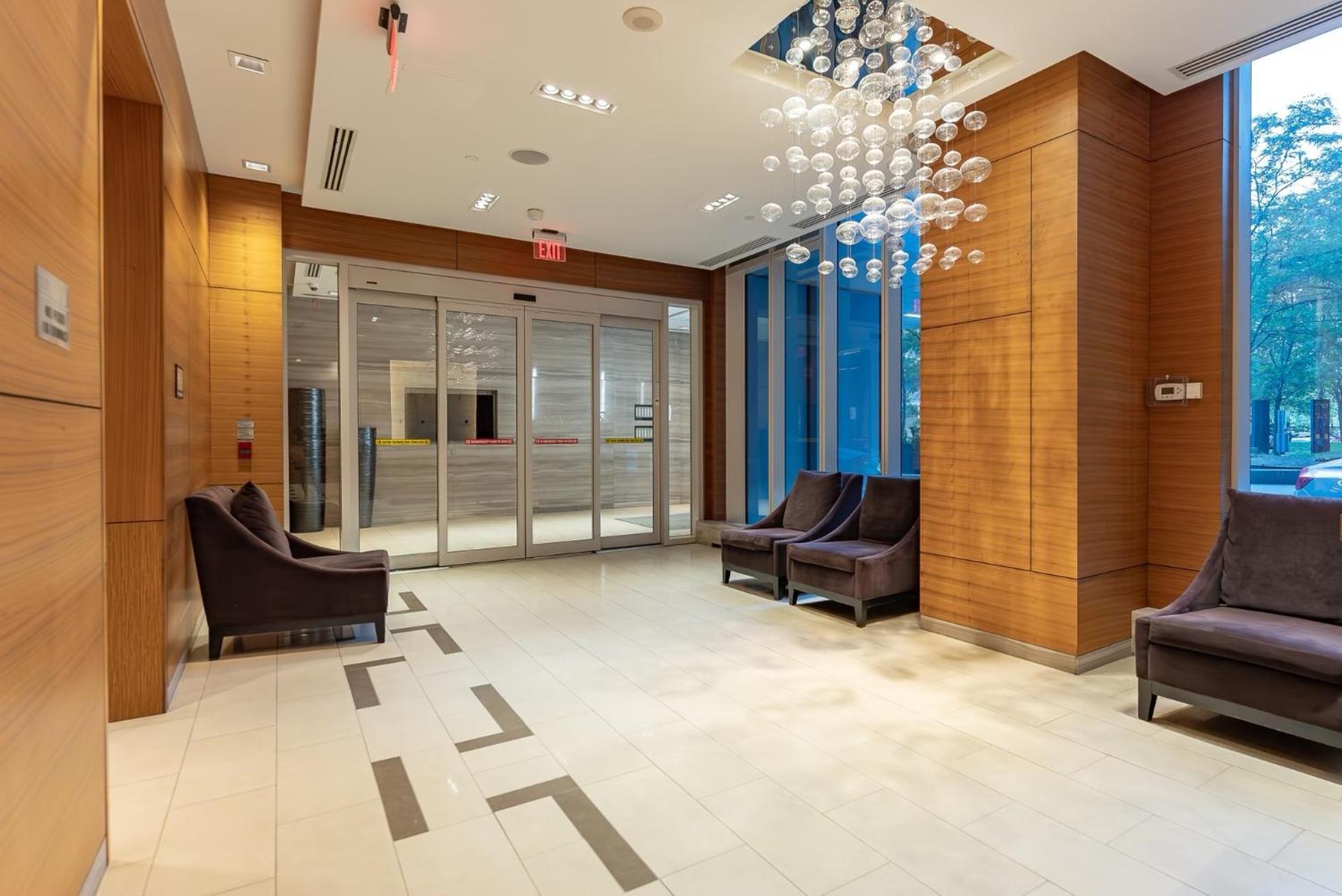 2Br 2Bth Apt-Rogers Center-Cn Tower-Free Parking Appartement Toronto Buitenkant foto