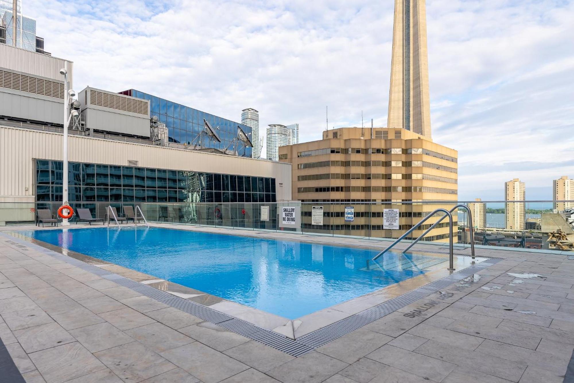 2Br 2Bth Apt-Rogers Center-Cn Tower-Free Parking Appartement Toronto Buitenkant foto
